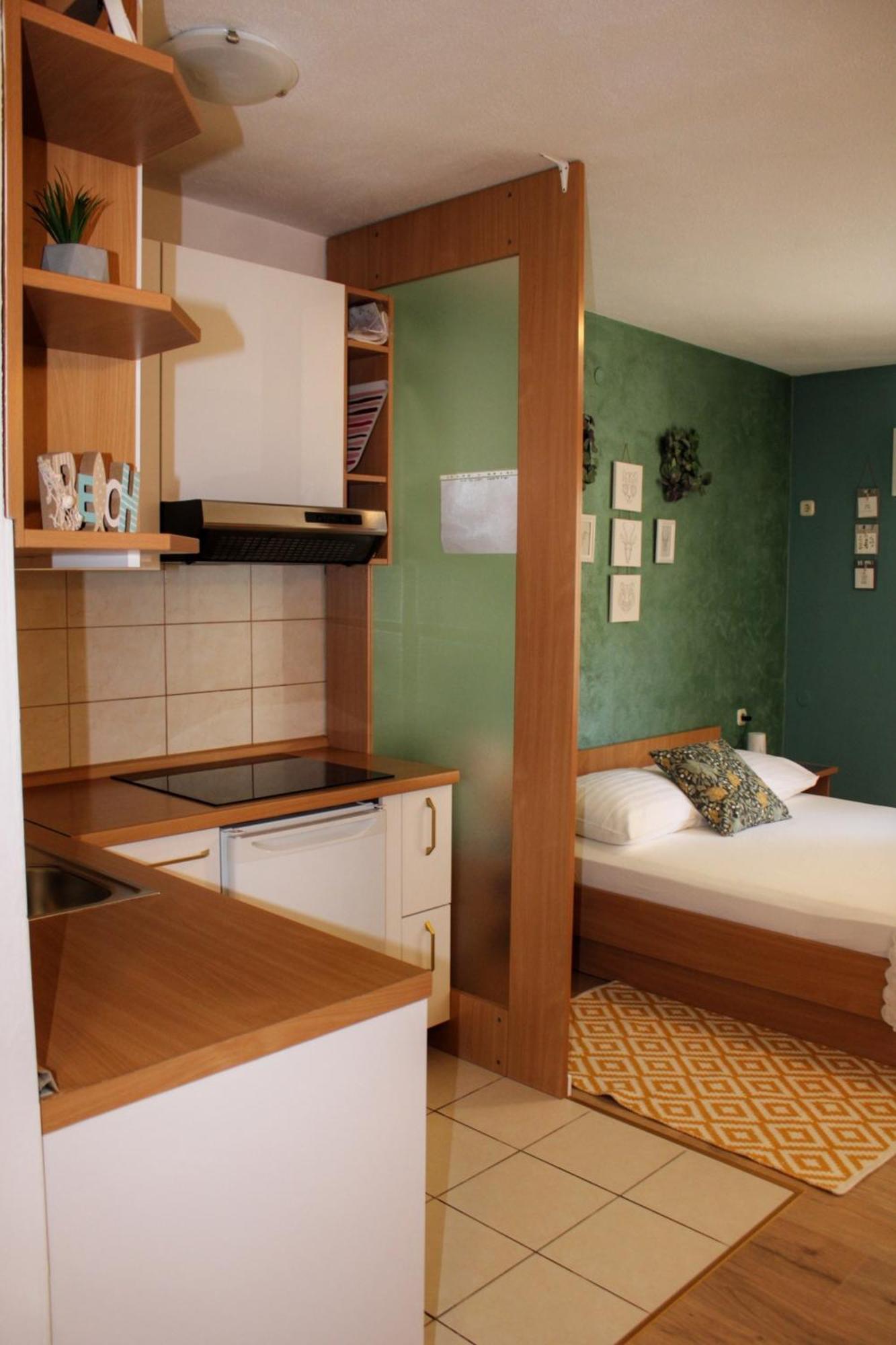 Studio Laura-Spacious Studio On The Main Beach ماكارسكا المظهر الخارجي الصورة