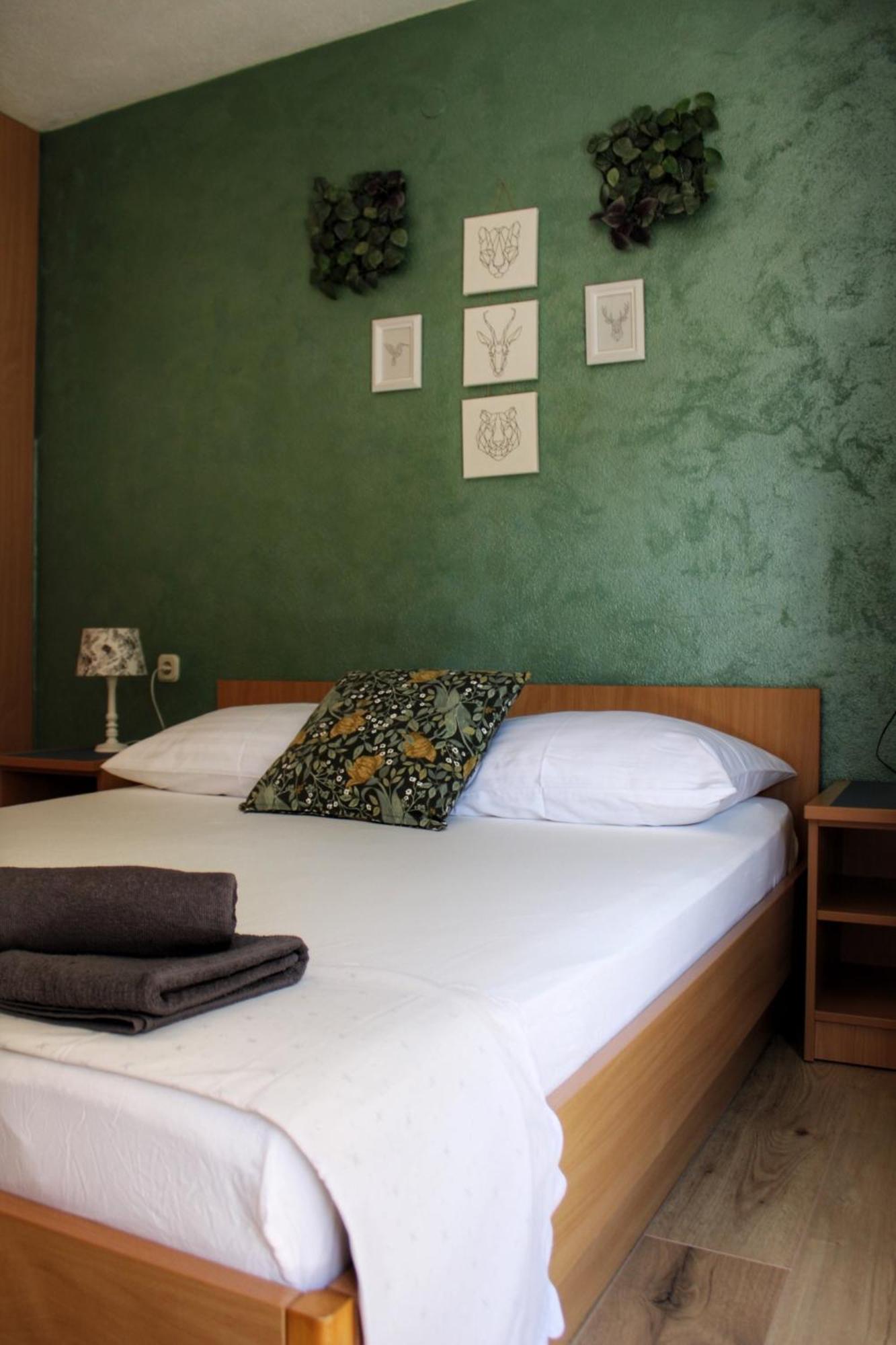 Studio Laura-Spacious Studio On The Main Beach ماكارسكا المظهر الخارجي الصورة